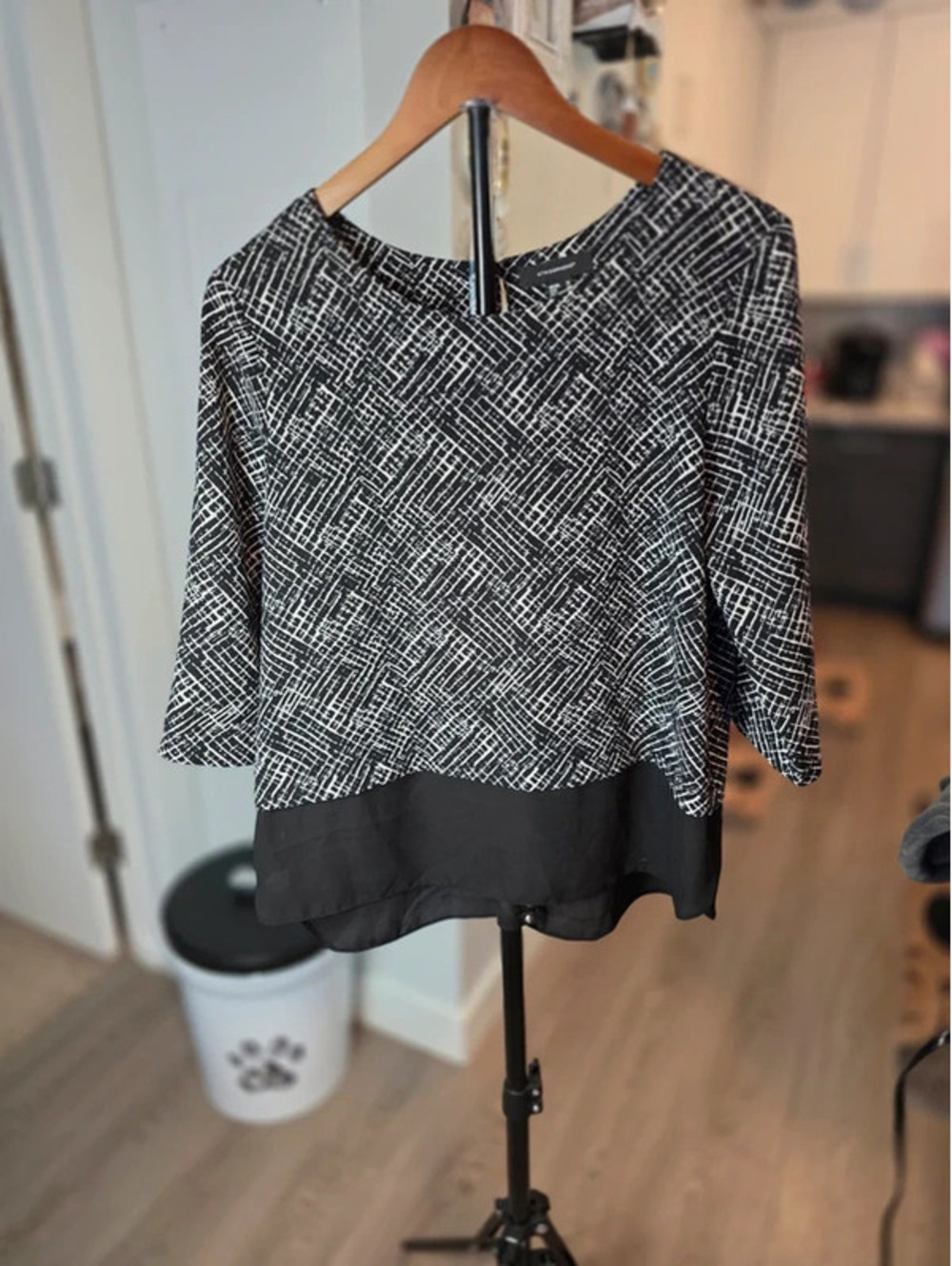 Black and White Patterned Long Sleeve Blouse with Solid Hem